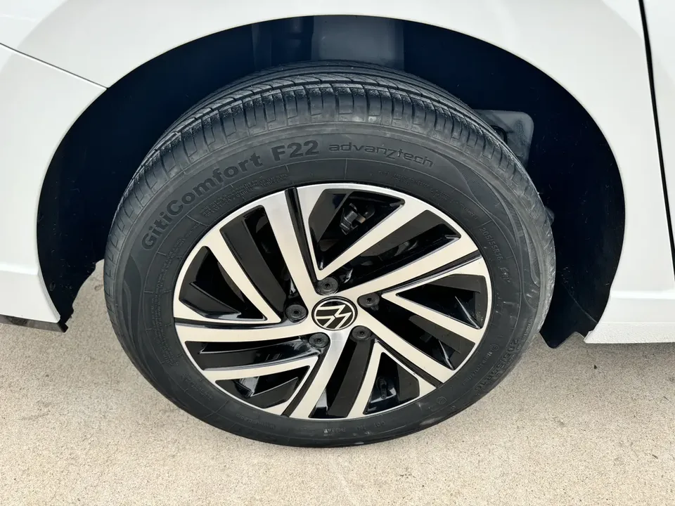 Volkswagen Lavida Lavida 2024 300TSI DSG Manyi Edition 2025 — миниатюра 4