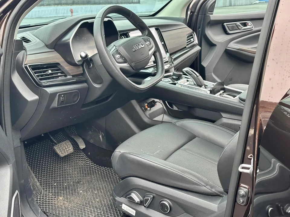 Jiangling Domain Tiger 9 2.0T Automatic Gasoline 4WD Comfort Standard Wheelbase 2023 — миниатюра 4