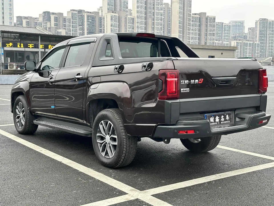 Jiangling Domain Tiger 9 2.0T Automatic Gasoline 4WD Comfort Standard Wheelbase 2023 — миниатюра 5