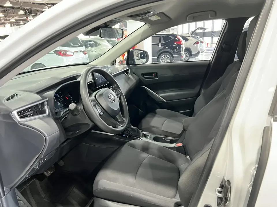 Toyota CorollaCross 2.0L Intelligent Electric Hybrid Dual Engine Flagship Edition 2024 — миниатюра 5
