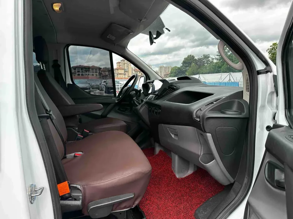 Ford Transit Transit 2019 2.0T diesel multi-functional commercial vehicle short-axle low-roof 6-seater National VI 2023 — миниатюра 5