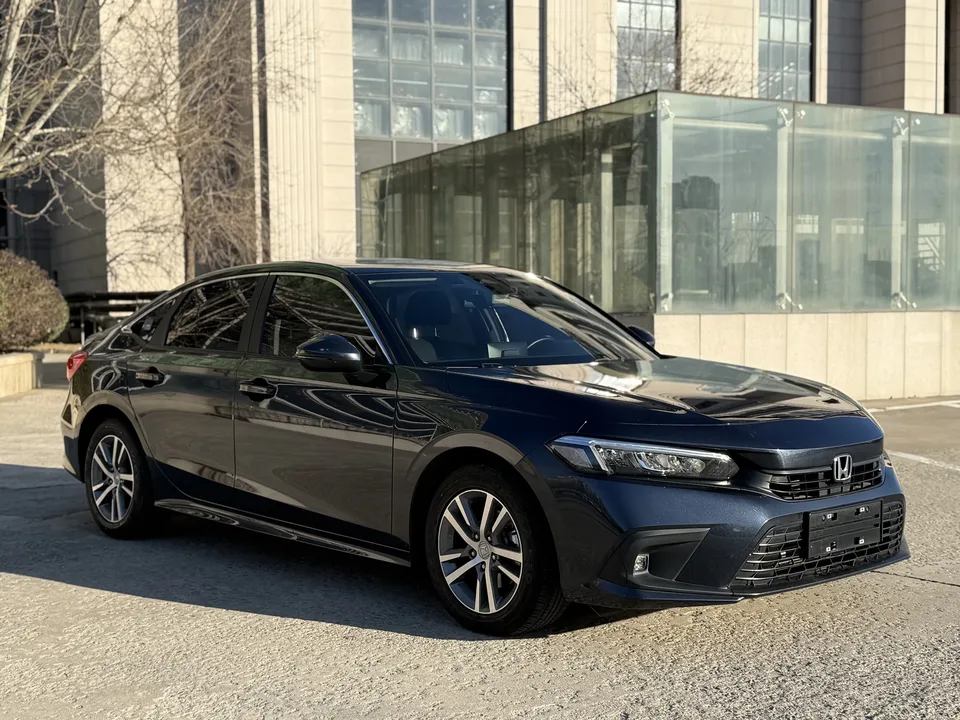 Honda CIVIC Civic 240TURBO CVT Power Edition 2023 — миниатюра 3