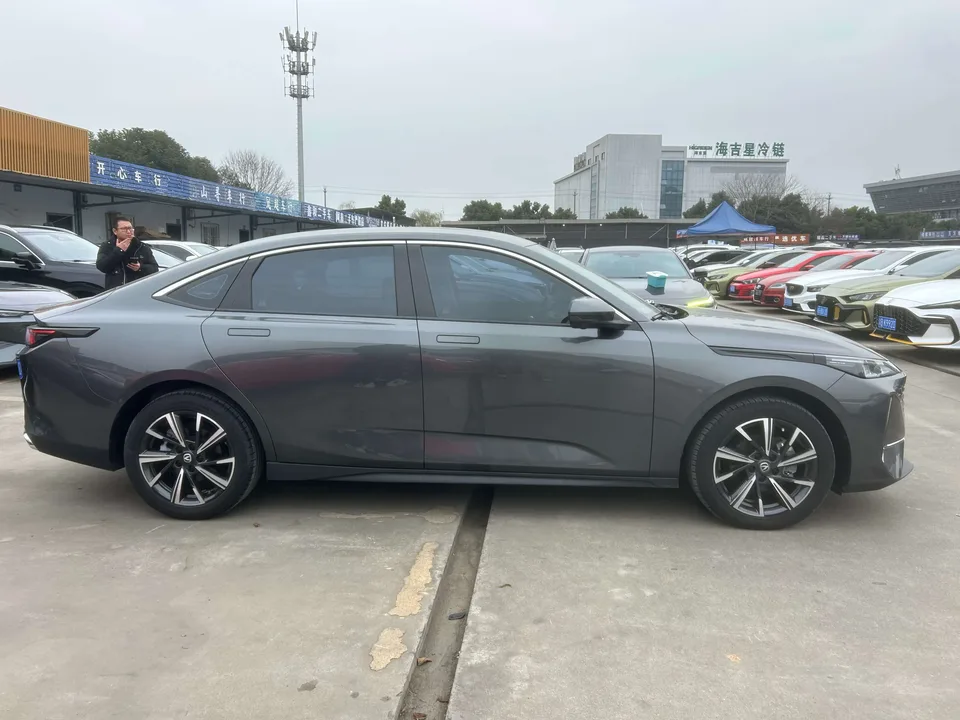 Changan Escape Escape 2024 1.5T DCT Premium 2024 — thumbnail 2