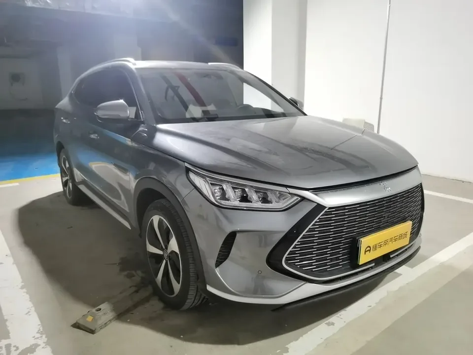 BYD Song PLUS DM DM-i 110KM 2WD Flagship PLUS 2022 — миниатюра 3