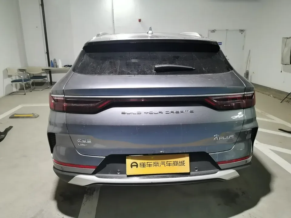 BYD Song PLUS DM DM-i 110KM 2WD Flagship PLUS 2022 — миниатюра 4