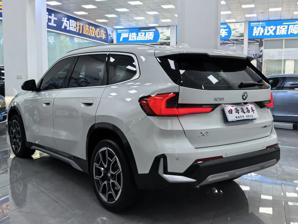 BMW X1 BMW X1 2023 sDrive25Li X Design Package 2024 — thumbnail 2