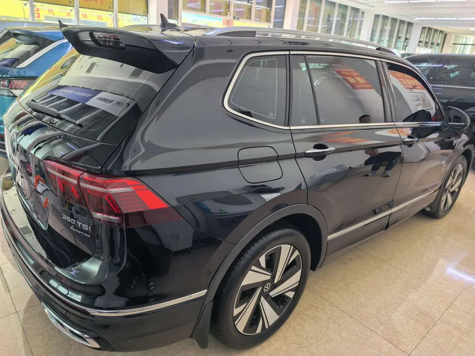 Volkswagen Tiguan L Tiguan L 2023 380TSI four-wheel drive R-Line version 7 seats 2023 — миниатюра 2