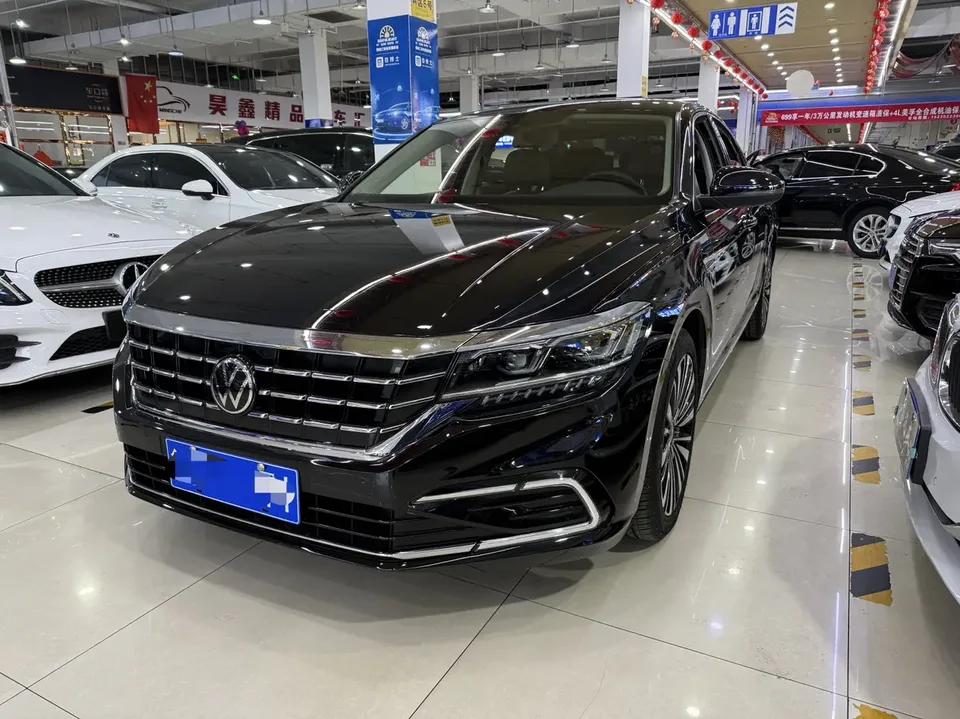 Volkswagen Passat 2023