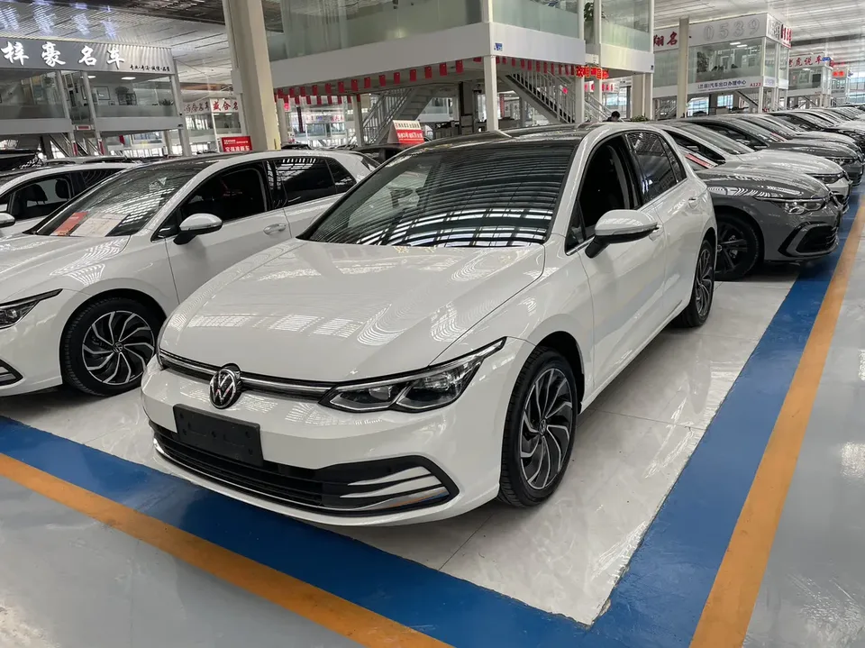 Volkswagen Golf golf 2024 280TSI DSG Pro Enjoy Edition 2024 — photo 1, buy with delivery to Moscow