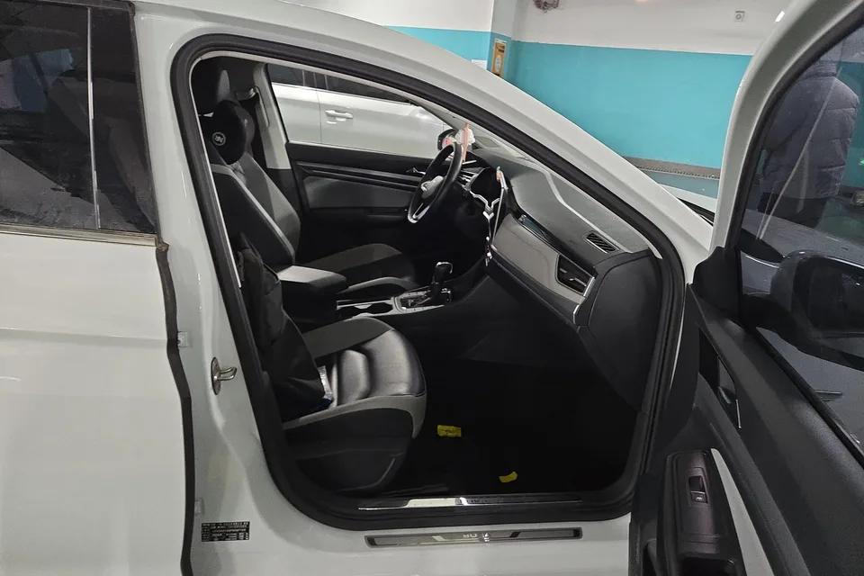 Volkswagen Bora 300TSI DSG Premium Edition 2023 — миниатюра 4