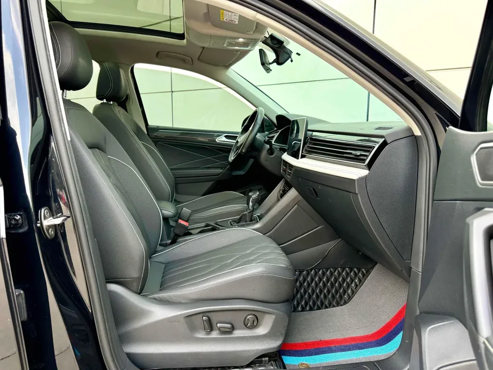 Volkswagen Tiguan L Tiguan L 2022 330TSI Automatic 2WD Smart Edition 2022 — миниатюра 3