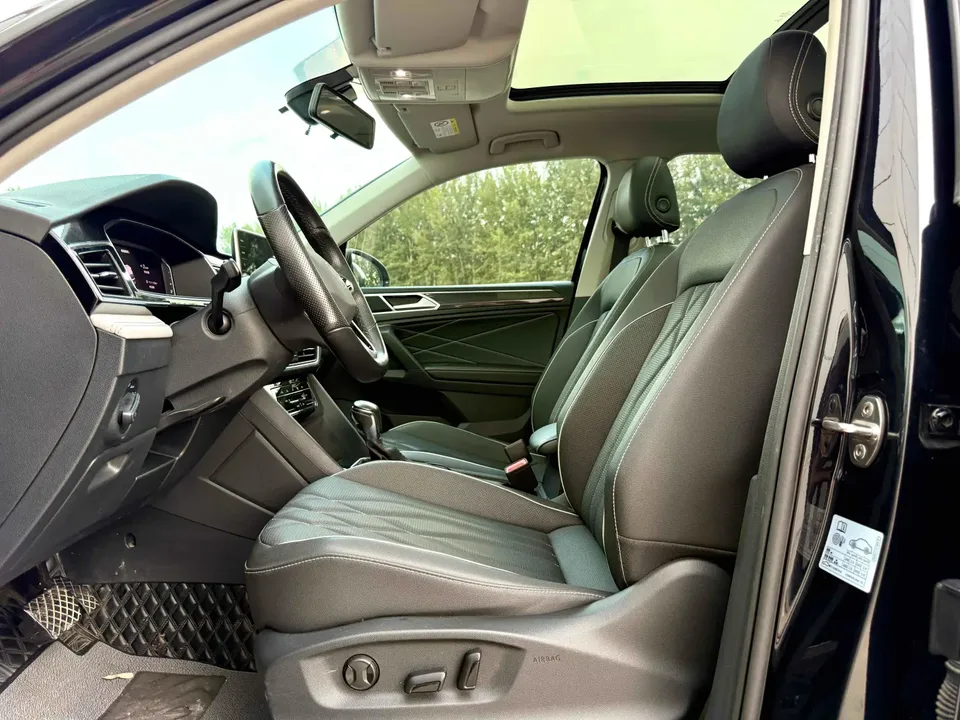 Volkswagen Tiguan L Tiguan L 2022 330TSI Automatic 2WD Smart Edition 2022 — миниатюра 5