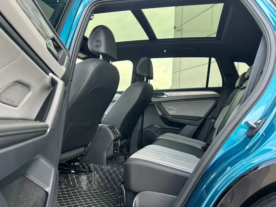 Volkswagen Tayron Tanyue 2023 380TSI 4WD R-Line Pro Smart Edition 2022 — thumbnail 4