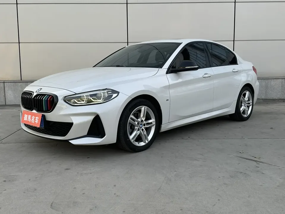 BMW 1 Series BMW 1 Series 2021 120i M Sport Night Edition 2022 — фото 1, купить с доставкой в Москву