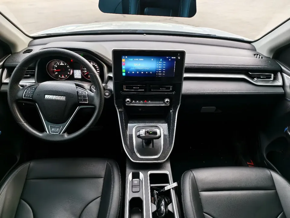 Haval M6 Haval M6 2021 PLUS 1.5T DCT Comfort Edition 2022 — миниатюра 2