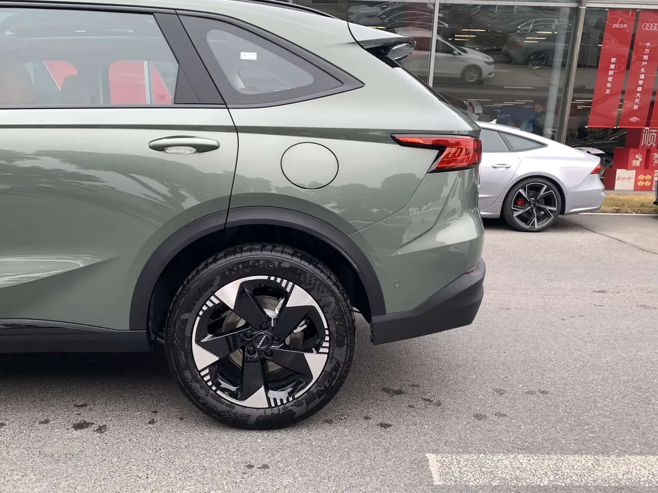 Haval H6L Haval H6L 2026 2.0T Ultra 2025 — thumbnail 3