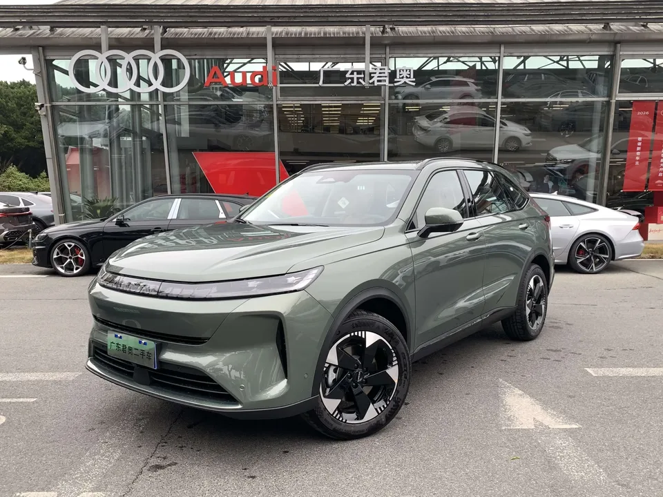 Haval H6L Haval H6L 2026 2.0T Ultra 2025 — photo 1, buy with delivery to Moscow