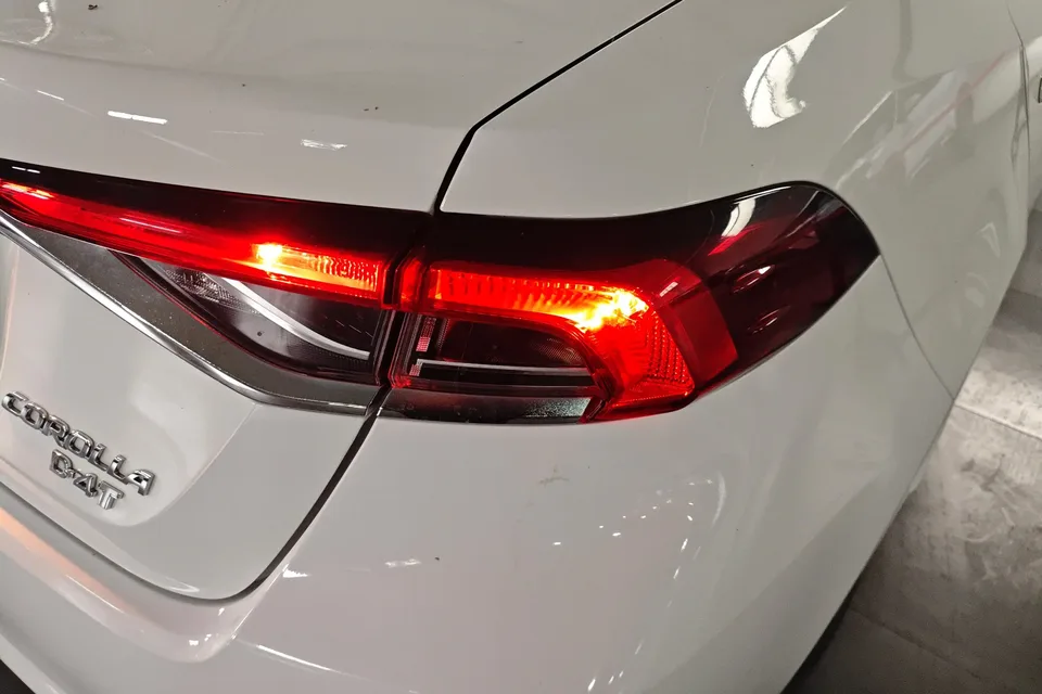Toyota Corolla 1.2T S-CVT Elite Edition 2024 — миниатюра 5