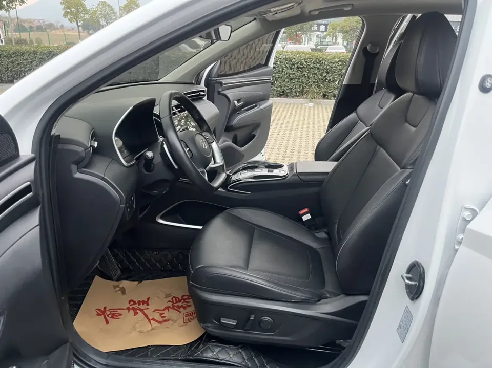 Hyundai tucson l Tucson 2023 Tucson L 1.5T DLX 2WD Luxury Edition 2023 — миниатюра 5
