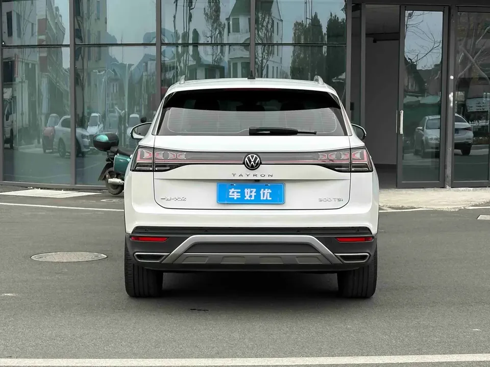 Volkswagen Tayron Tayron 2023 300TSI 2WD Luxury Plus Advanced Edition 2023 — thumbnail 2