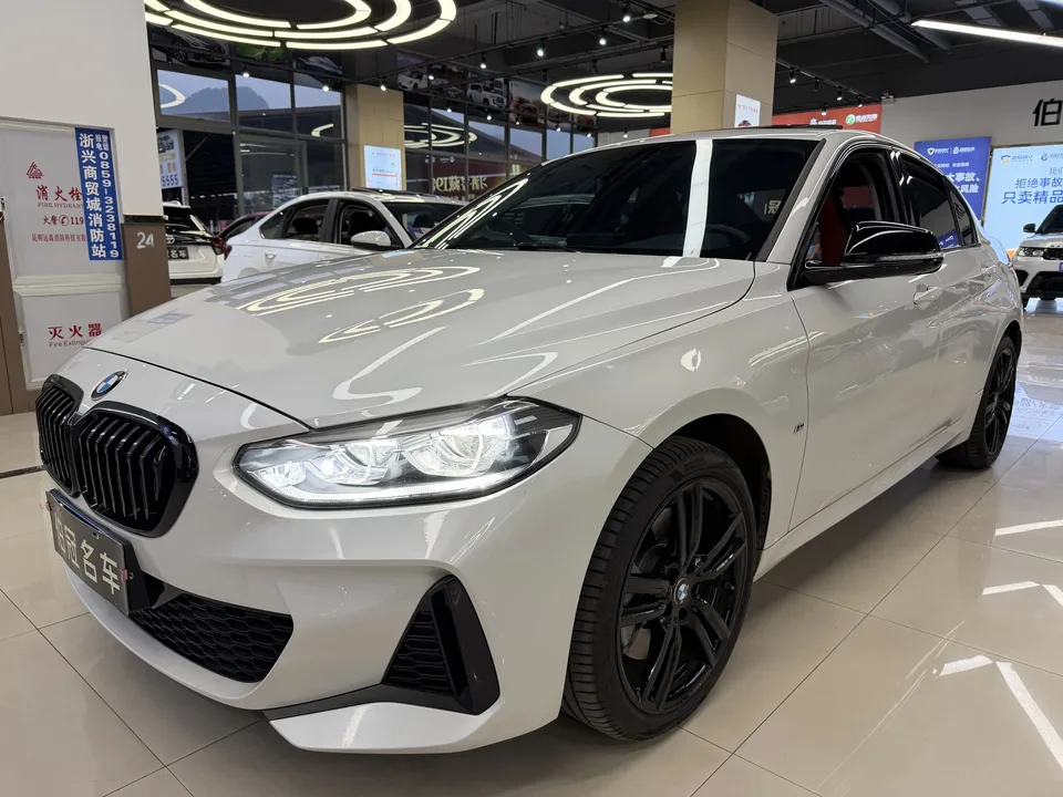 BMW 1 Series 2022