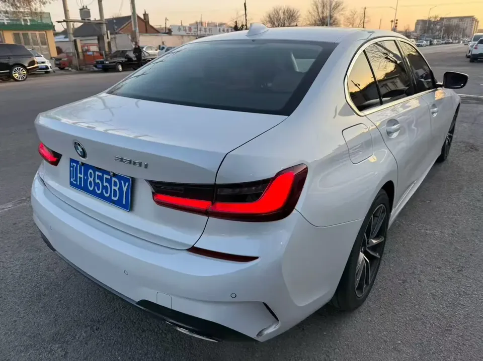 BMW 3 Series facelift 320Li M Sport package 2022 — миниатюра 4