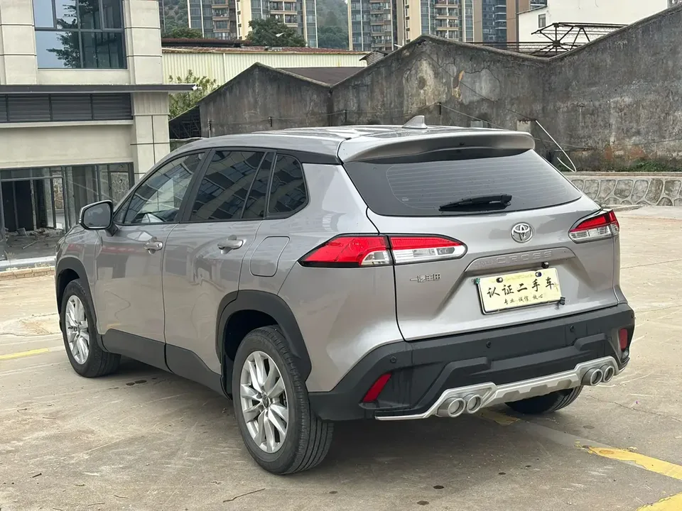 Toyota CorollaCross 2.0L CVT Pioneer Edition 2023 — миниатюра 4