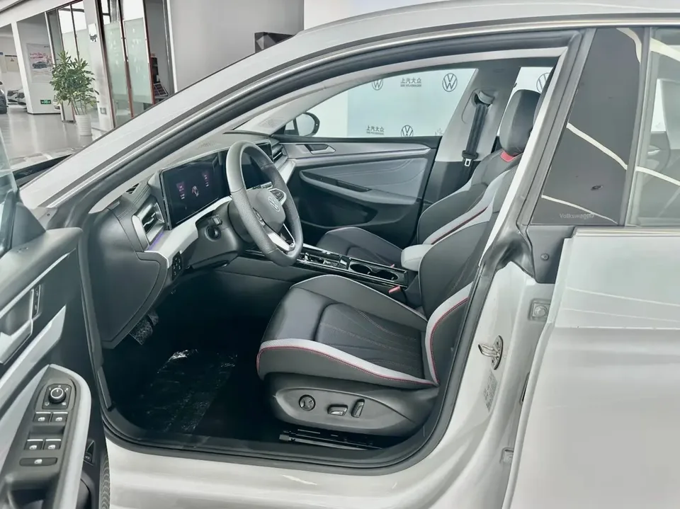 Volkswagen Lamando Lingdu 2024 Lingdu L 280TSI DSG trendy version 2024 — миниатюра 5