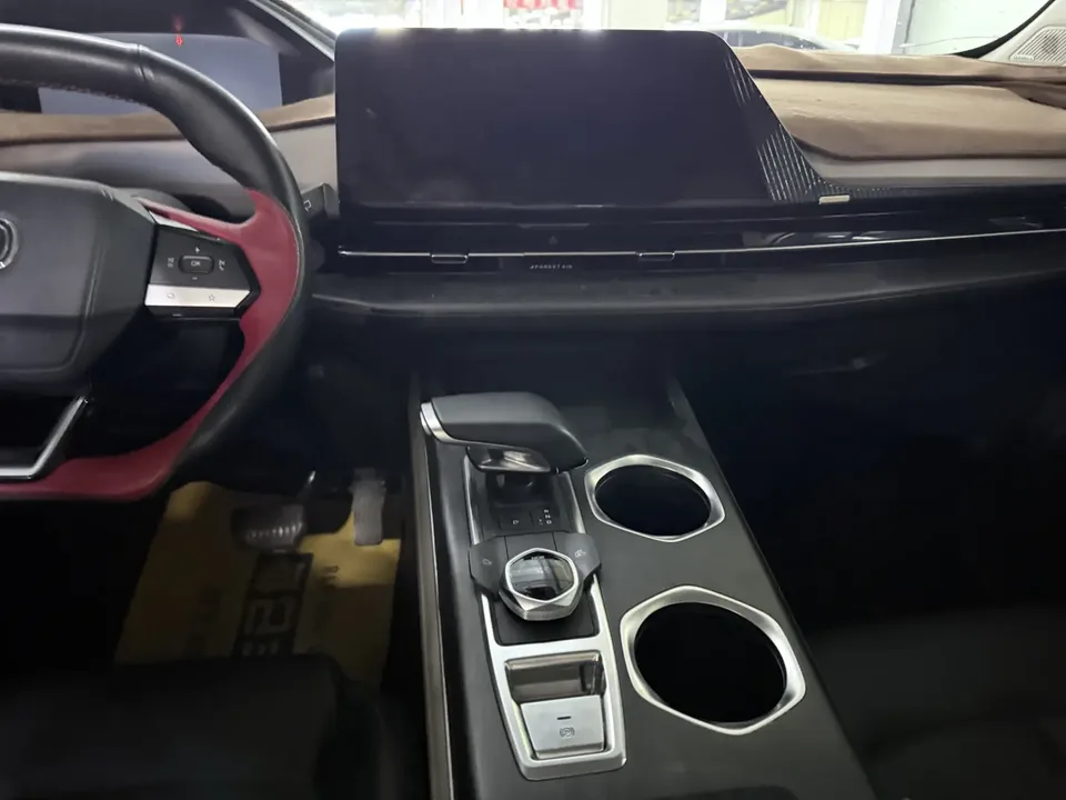 Changan CS55 Plus Changan CS55 PLUS 2022 second generation 1.5T DCT luxury model 2022 — миниатюра 3