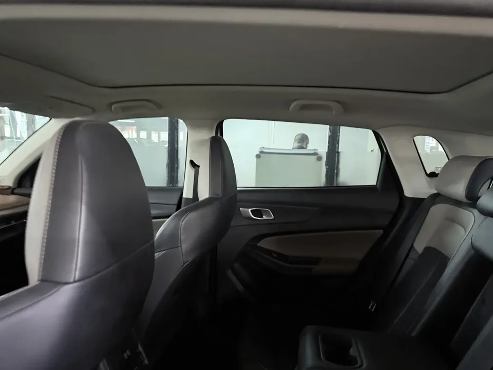 Changan CS55 Plus Changan CS55 PLUS 2022 second generation 1.5T DCT luxury model 2022 — миниатюра 4