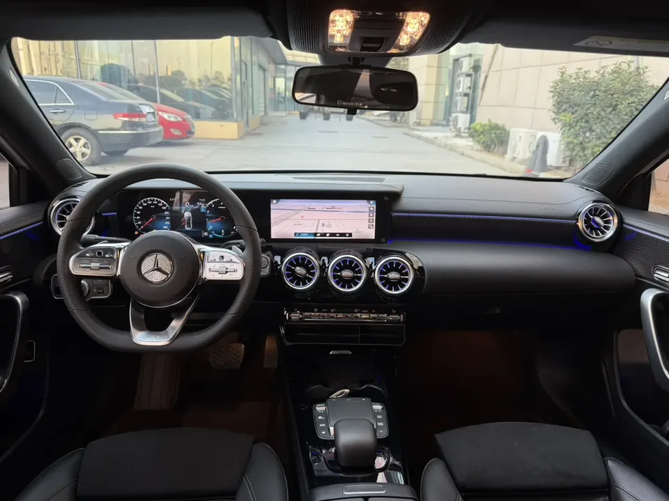 Mercedes-Benz Mercedes Benz A Class Mercedes-Benz A-Class 2022 facelift A 200 L sports sedan fashion version 2023 — миниатюра 5