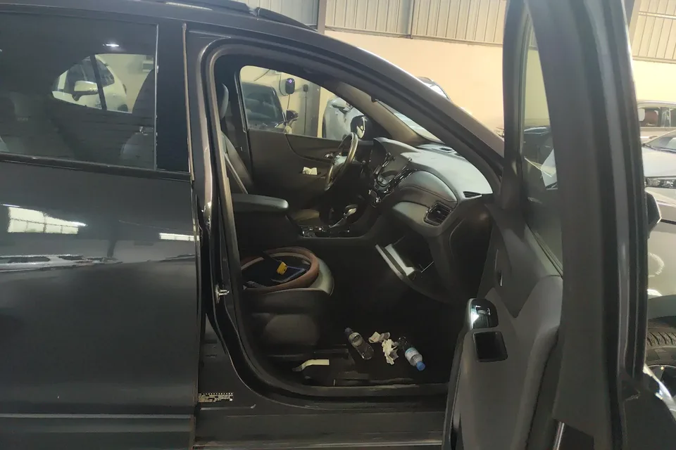 Chevrolet Equinox Explorer 2021 550T RS Smart Expansion Edition 2022 — миниатюра 3