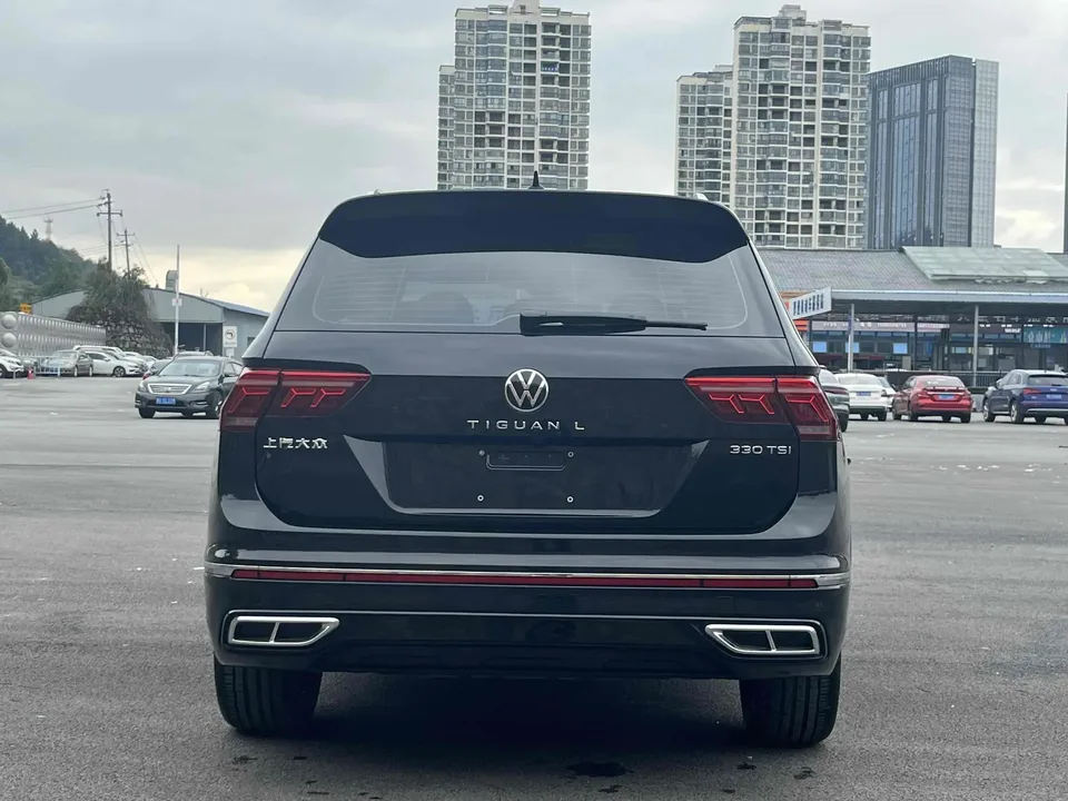 Volkswagen Tiguan L Tiguan L 2023 330TSI 2WD R-Line Enjoy Edition 2023 — миниатюра 2