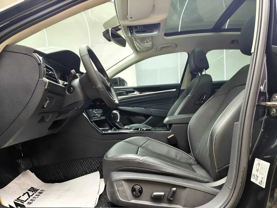 Volkswagen Passat Passat 2022 330TSI Star Elite Edition 2022 — миниатюра 4