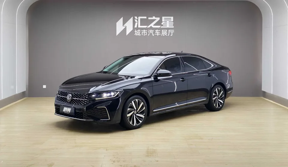 Volkswagen Passat 2022