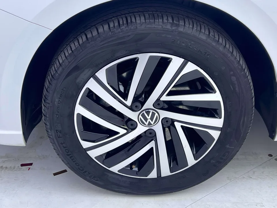 Volkswagen Lavida Lavida 2024 300TSI DSG Starry Sky Leading Edition 2024 — миниатюра 3
