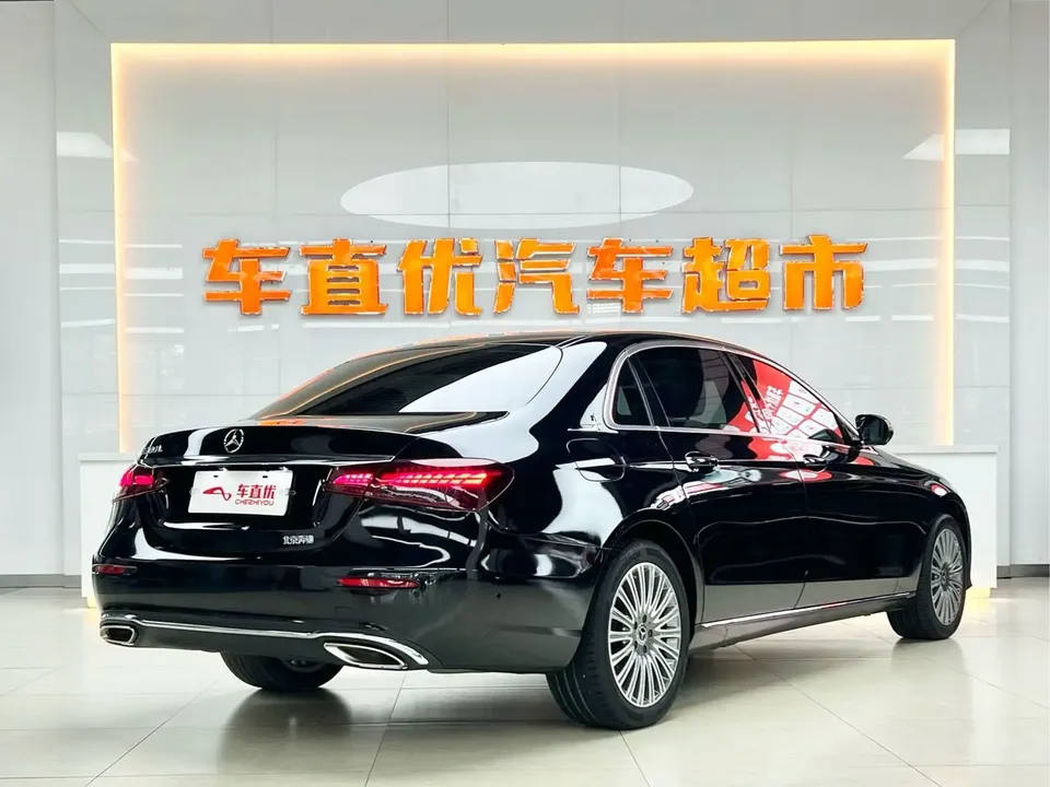 Mercedes-Benz E-Class Mercedes-Benz E-Class 2023 E 300 L luxury sedan 2023 — thumbnail 2
