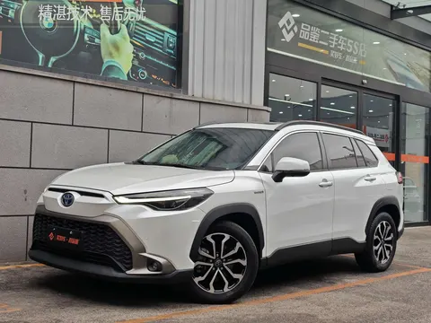 Toyota Frontlander 2023 buy in Moscow