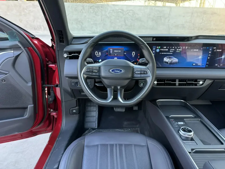 Ford Mondeo 2025 Mondeo EcoBoost 245 Extreme Edition 2024 — миниатюра 3