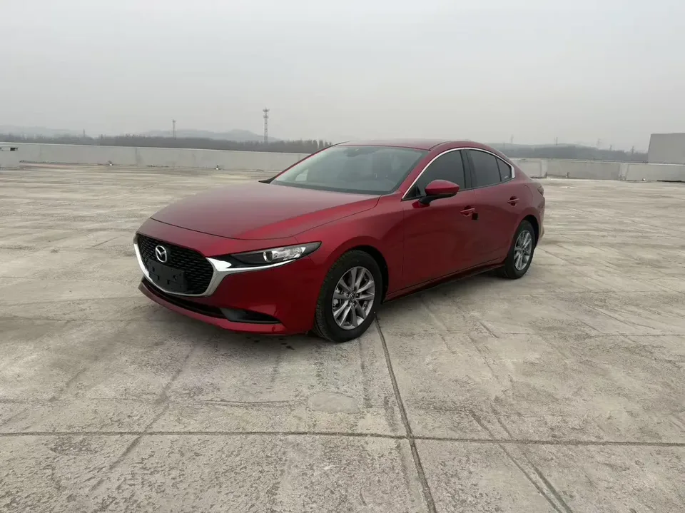 Mazda Axela Mazda3 2021 2.0L automatic quality version 2022 — photo 1, buy with delivery to Moscow