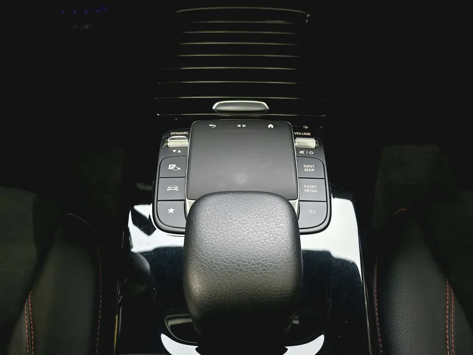 Mercedes-Benz Mercedes Benz A Class Mercedes-Benz A-Class 2023 A 200 L Sports Sedan Fashion Edition 2023 — миниатюра 4