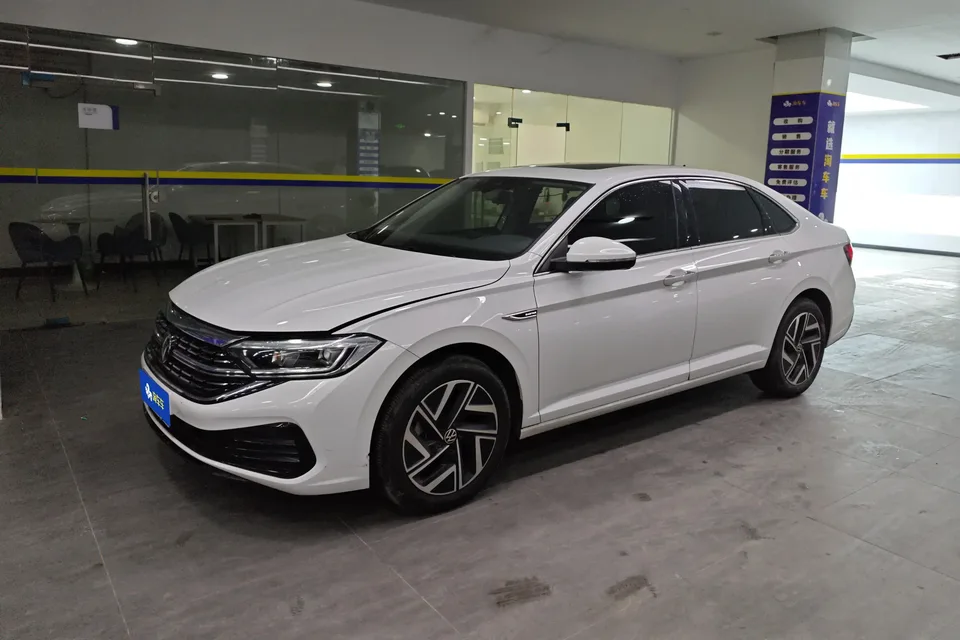 Volkswagen Sagitar 2024