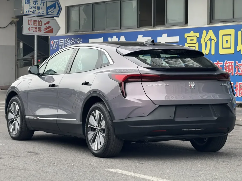 Buick E4 Smart Edition 2026 — миниатюра 2