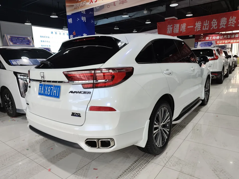 Honda Avancier Crown Road 2020 240 TURBO CVT Smart Edition 2022 — thumbnail 5
