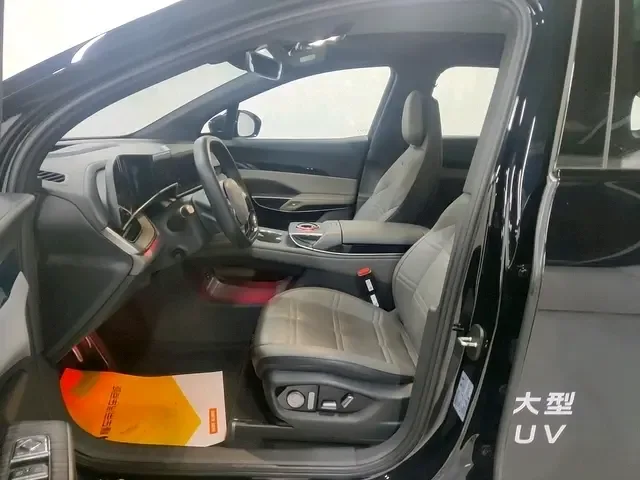 Hongqi Red Flag Tiangong 08 Hongqi E-HS9 2022 660km Changqi Edition Six Seaters 2024 — миниатюра 5