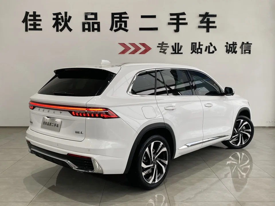 Geely Monjaro Xingyue L 2024 2.0TD High Power Automatic 2WD Skyline Edition 2024 — миниатюра 2