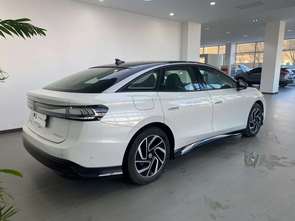 Volkswagen ID.7 VIZZION ID.7 VIZZION 2024 first edition 2024 — миниатюра 4