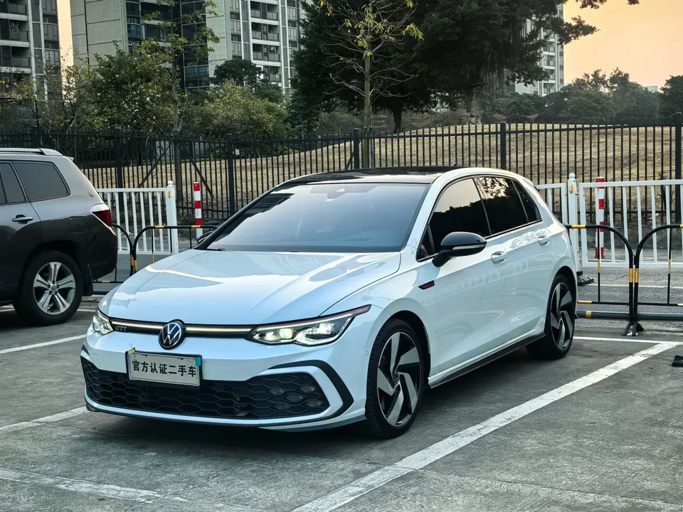 Volkswagen GOLF GTI 2023