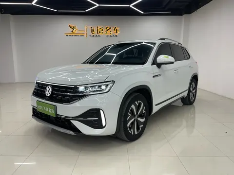 Volkswagen Tayron GTE 2023 buy in Moscow