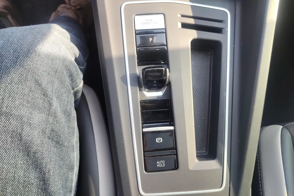 Volkswagen Golf facelift 280TSI DSG Pro 2024 — миниатюра 3